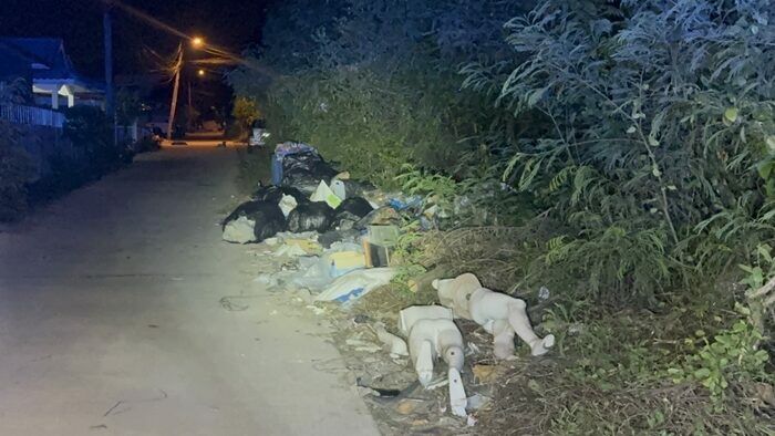 Police mistake mannequins for bodies in Chon Buri trash pile