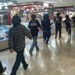 Minister demands tighter security after student clash at MBK Centre | Thaiger