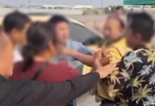 Fare fight: Ride-hailing drivers trade blows in brawl at Bangkok airport | Thaiger