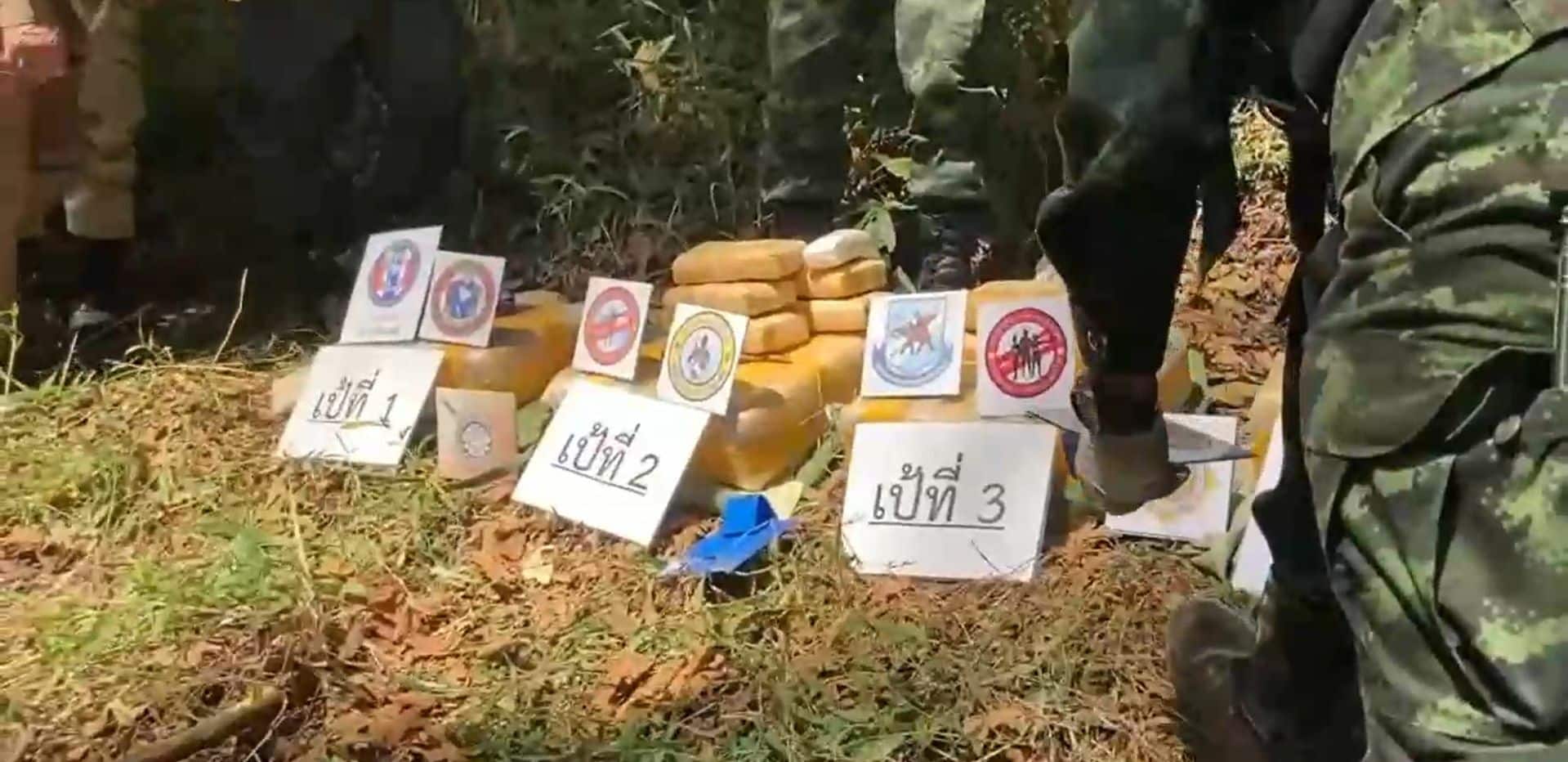 Thai military seizes 400,000 meth pills near Myanmar border | News by Thaiger