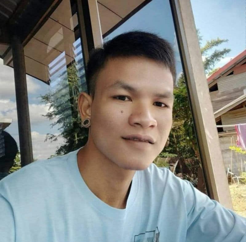 Udon Thani mother’s plea for missing son after earthquake tragedy | News by Thaiger