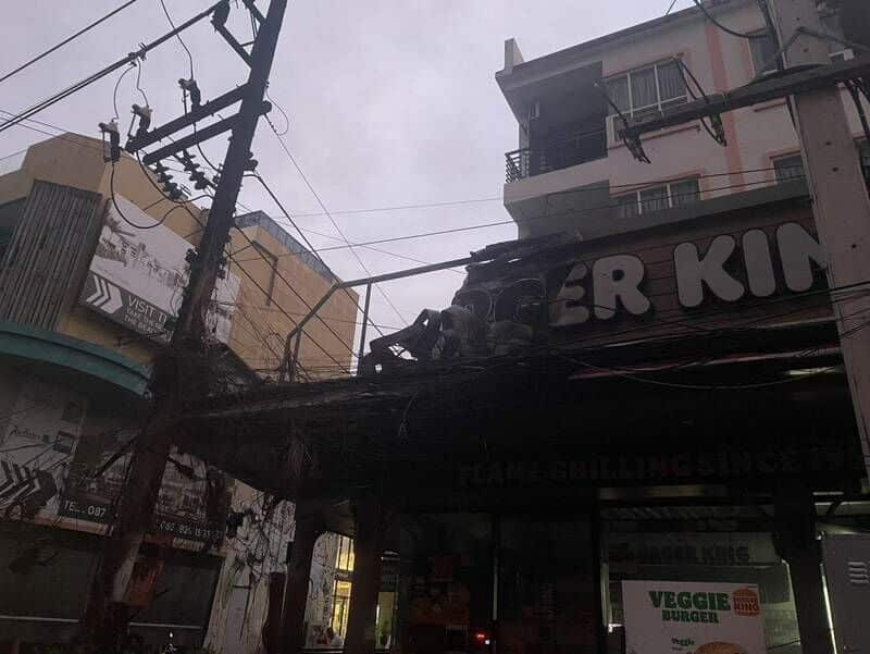 Fire torches bikes, damages Burger King sign in Phuket | News by Thaiger