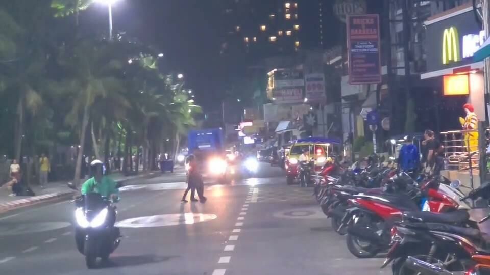 Canadian's US$3,000 necklace stolen by transgenders in Pattaya | News by Thaiger
