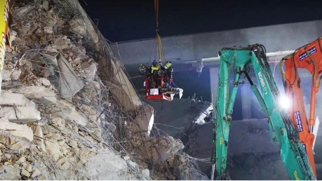 15 dead, 72 missing amidst quake rubble in Bangkok | News by Thaiger