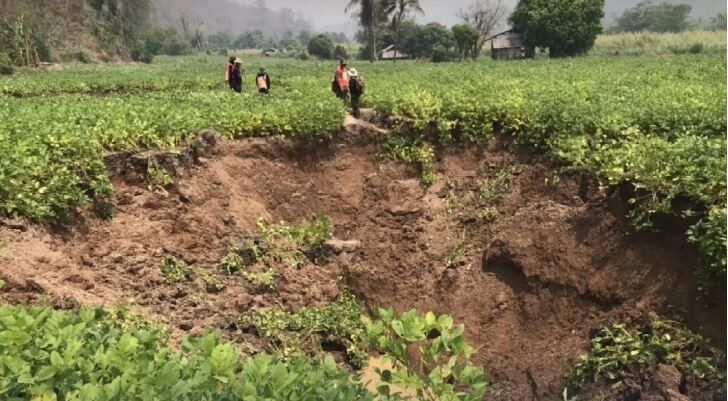 Warning: Sinkholes emerge in Mae Hong Son after earthquake | News by Thaiger