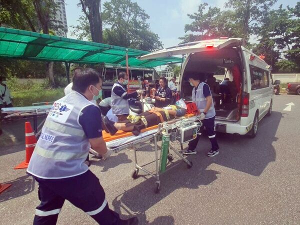Chon Buri hospital simulates mass crash ahead of Songkran chaos | News by Thaiger