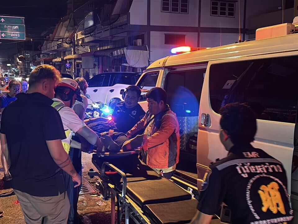 Teen loses finger in Pattaya crash with foreign biker | News by Thaiger