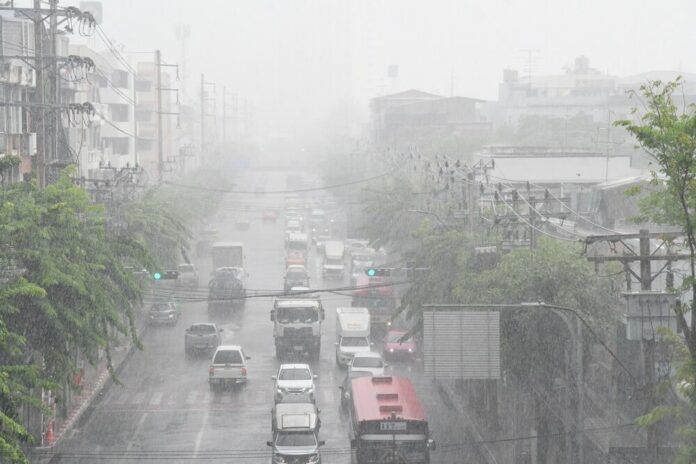 51 Thai provinces brace for storms and severe heat
