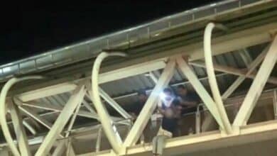 Pattaya woman saved seconds before suicide attempt