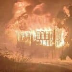 Thunderbolt sets Isaan home ablaze in terrifying storm (video)