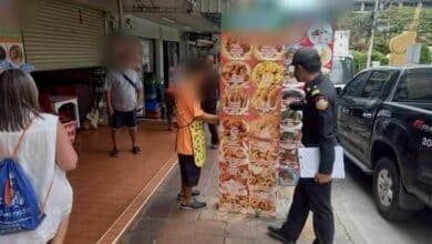 Pattaya blitzes illegal signs and sidewalk squatters citywide