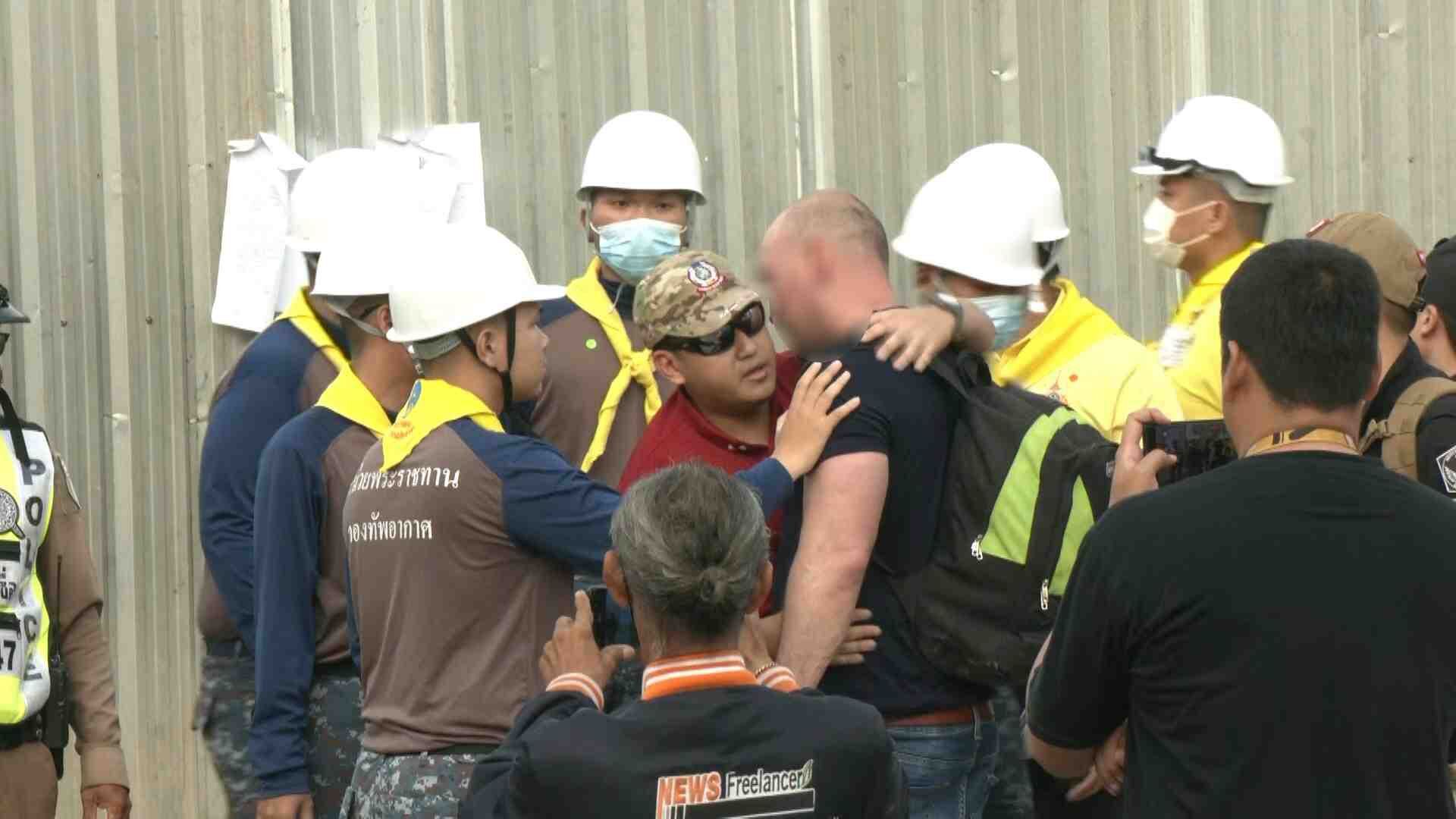 Hungarian man causes ruckus at quake-hit audit office in Bangkok | News by Thaiger