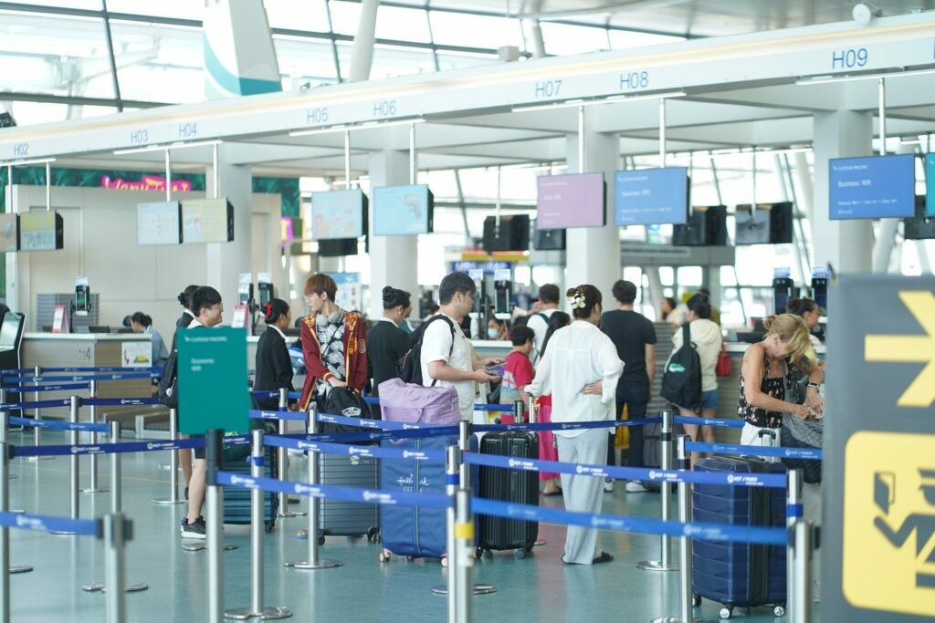 Phuket Airport baggage belt still broken amid repairs | News by Thaiger