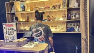 High drama! Pattaya cannabis shop worker hurt in late-night attack