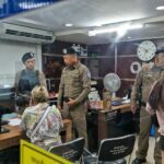 Fake motorbike taxi driver terrorises tourists in two-alley stick-up | Thaiger