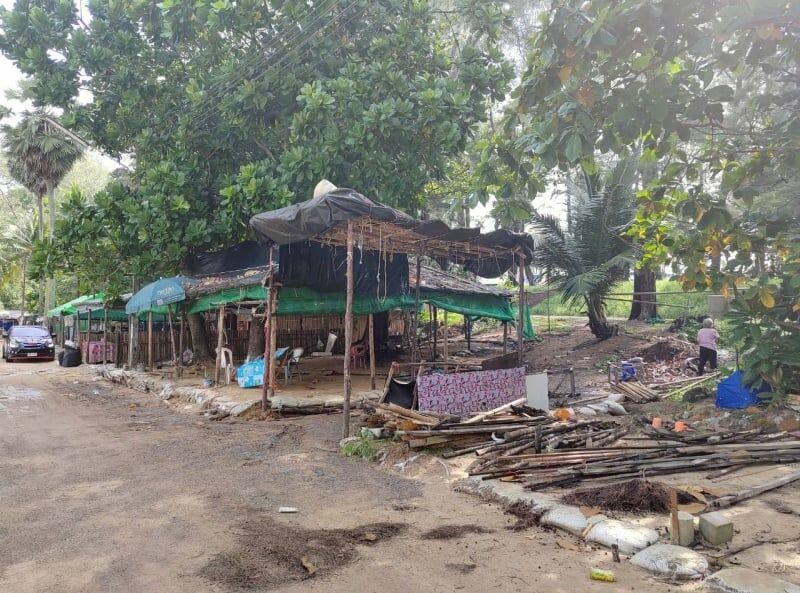Illegal beach bars bulldozed in Phuket tourist crackdown | News by Thaiger