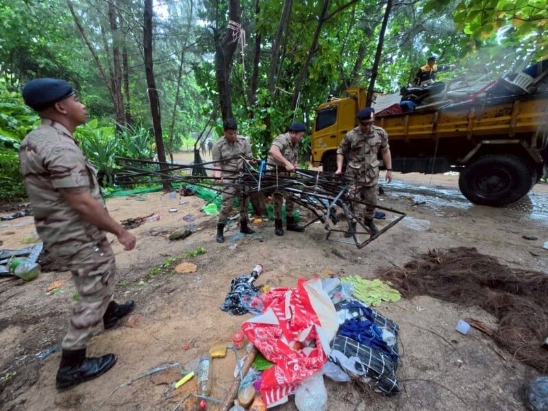 Illegal beach bars bulldozed in Phuket tourist crackdown | News by Thaiger