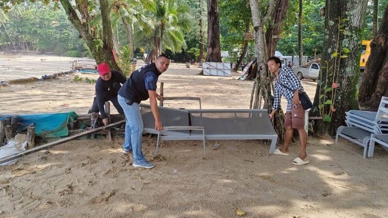 Illegal beach bars bulldozed in Phuket tourist crackdown | News by Thaiger