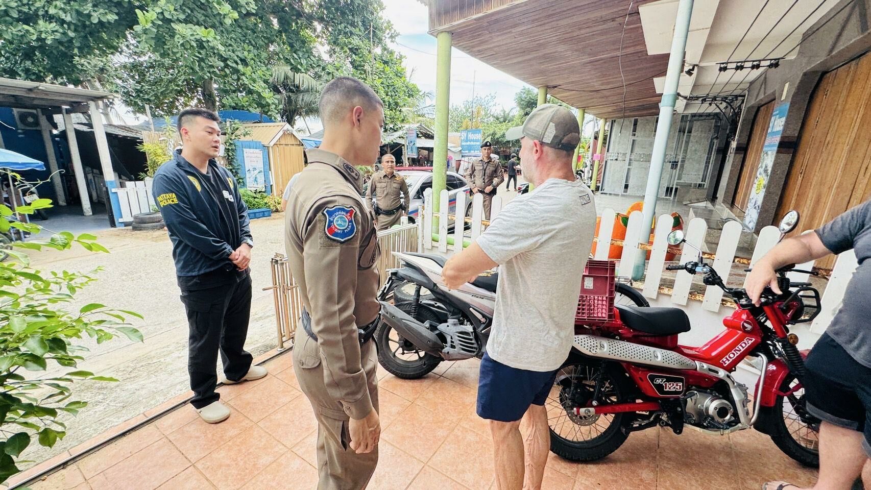 Aussie drunk smashes rescue booth in Pattaya, caught on CCTV | News by Thaiger