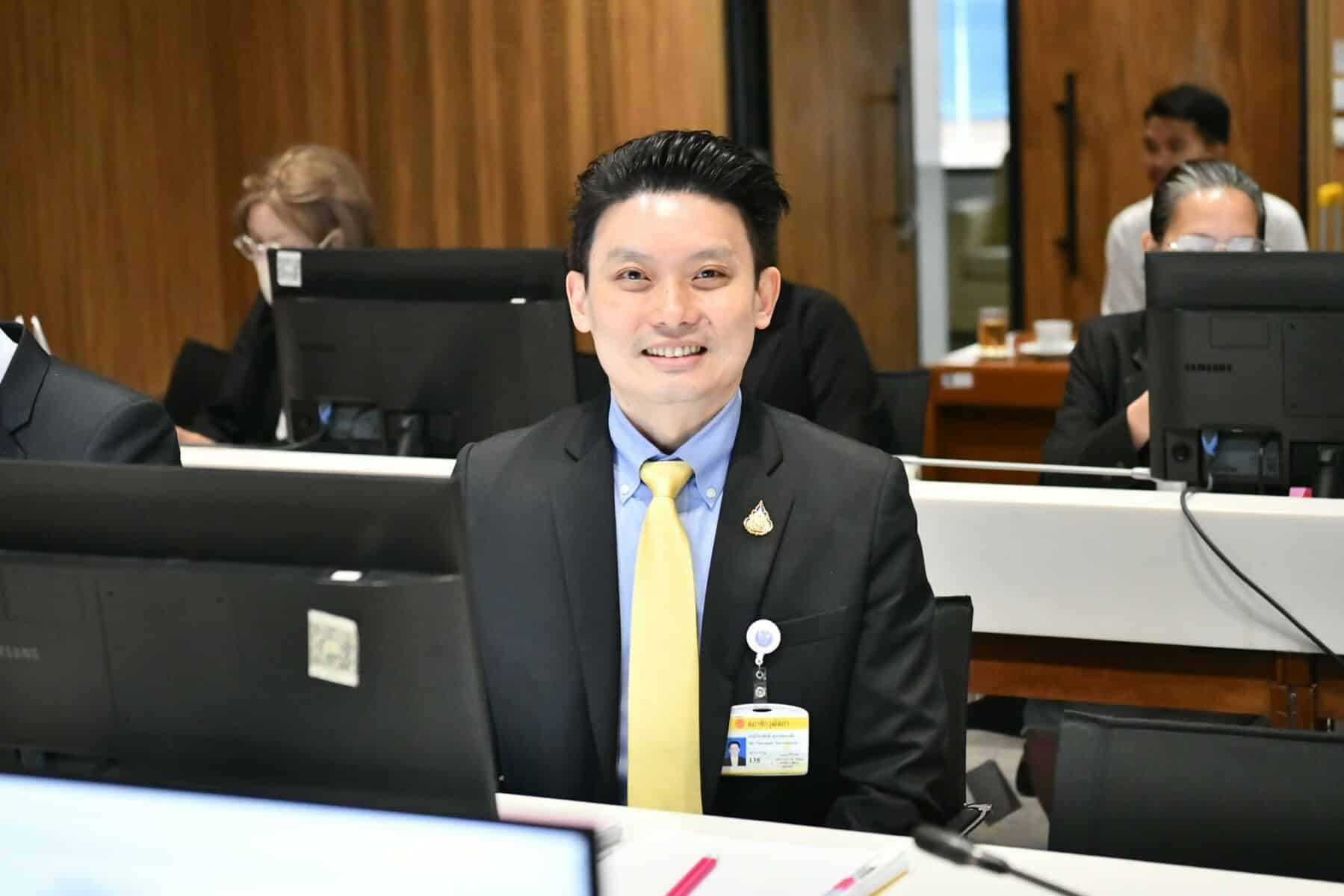 Senate committee to grill PM Paetongtarn on casino bill next week | News by Thaiger