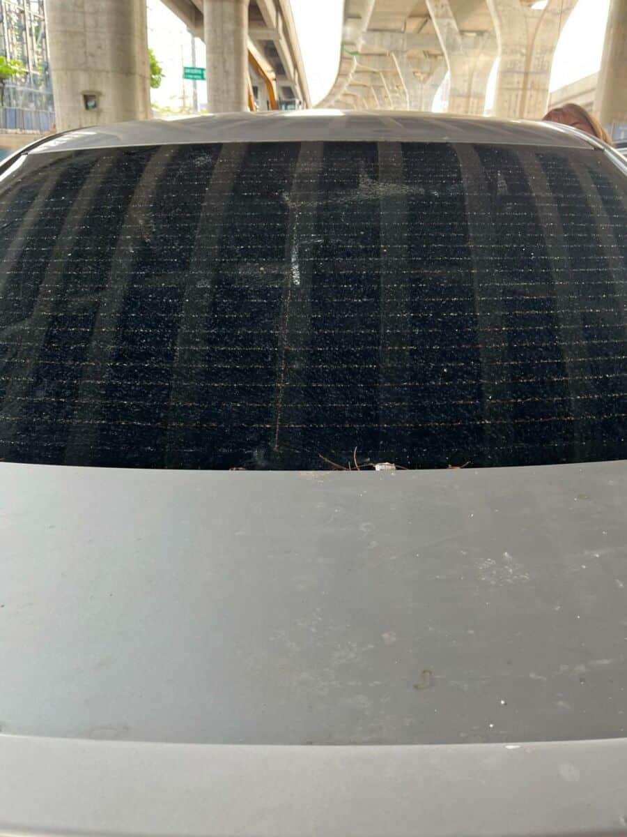 Near miss: Cement chunk smashes woman’s car on Rama II | News by Thaiger