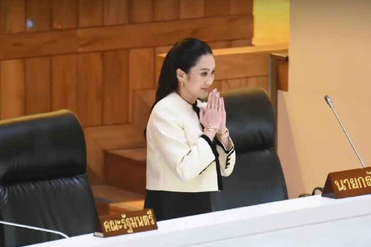 Thaksin holds firm as Pheu Thai plans Cabinet shake-up | News by Thaiger