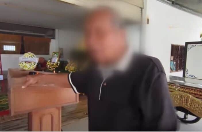 Udon Thani temple funeral turns violent as monk and man fight (video) | News by Thaiger