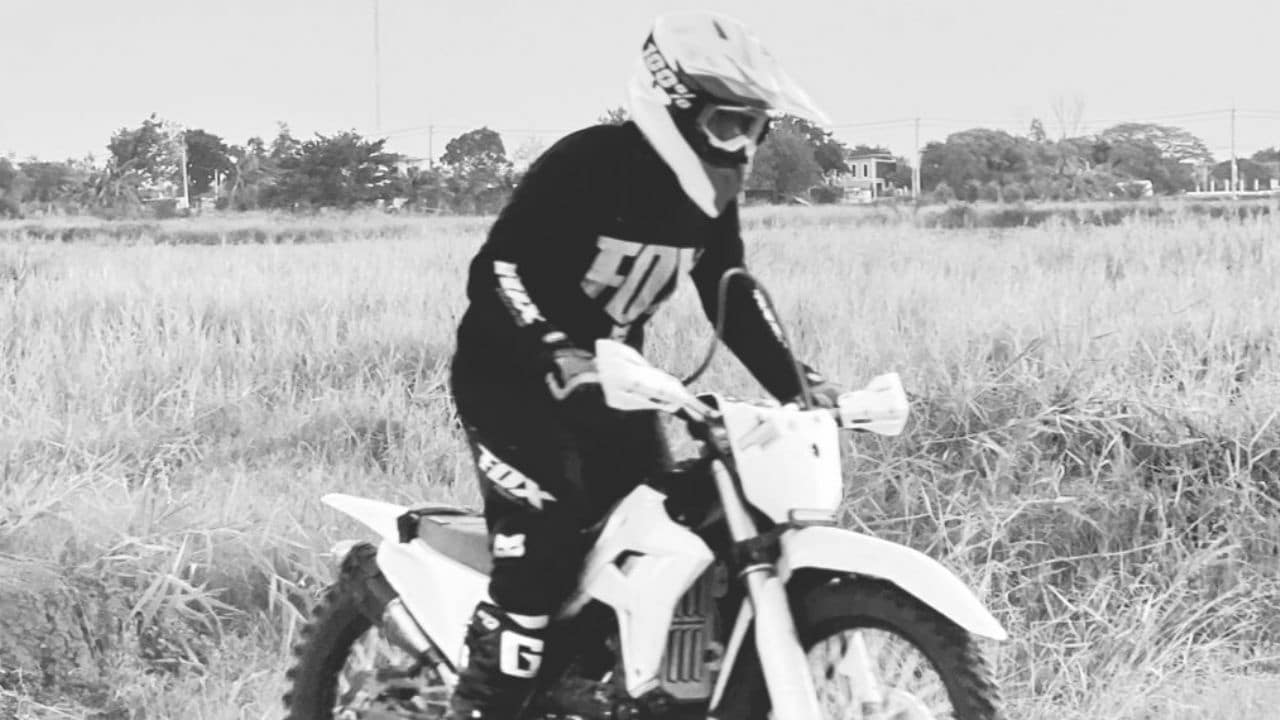 Thai motocross rider dies cliff fall
