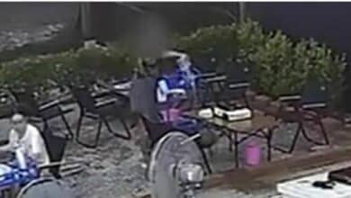 Thai mother physically assaults daughter in Khon Kaen restaurant