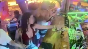 Foreign tourists try to steal from tip box in Koh Phi Phi bar