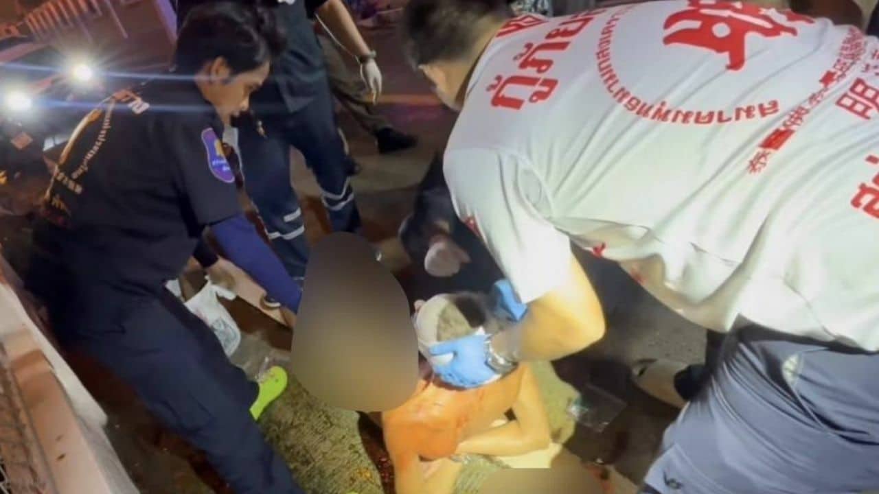 Police control naked Russian in Pattaya
