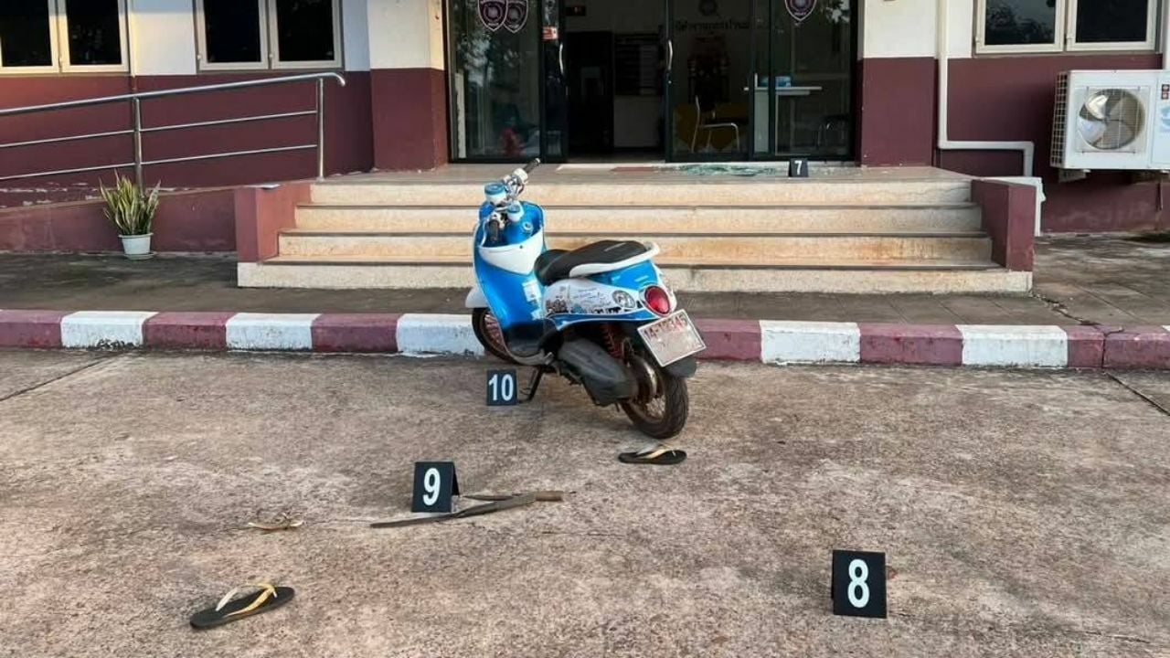 Thai man attack knife attack on police leading to shooting