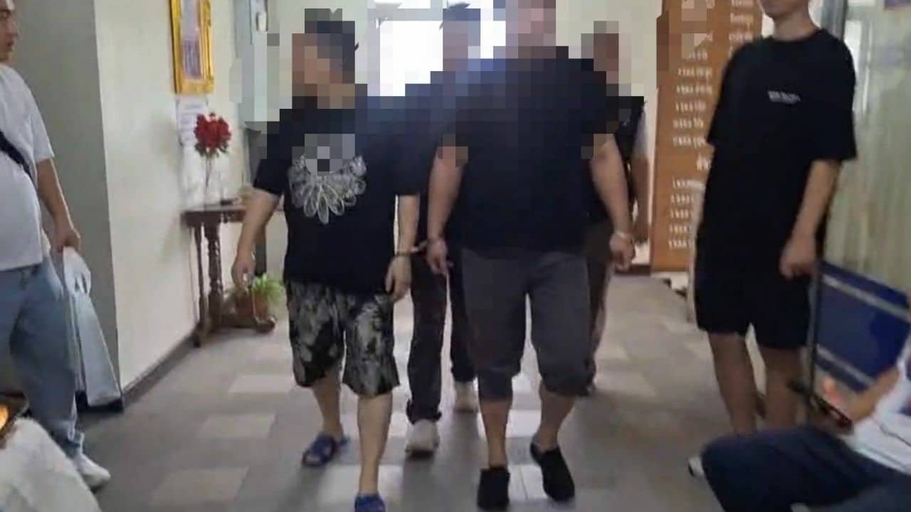 Two Chinese men arrested for transitional crime