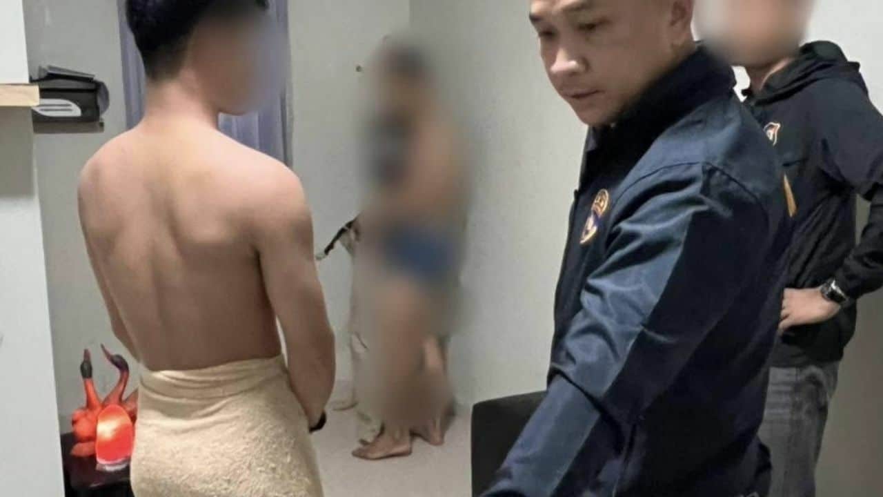 ‘Secret Club’ busted: spa runs prostitution targeting gay clients