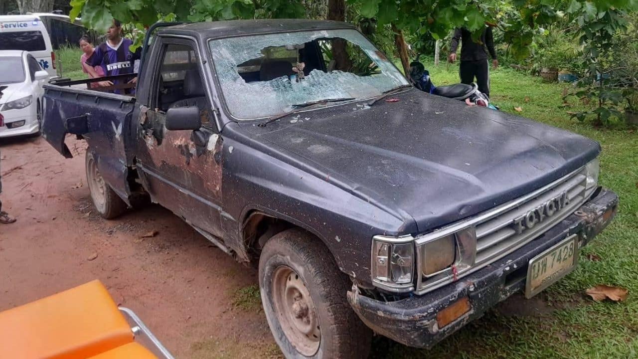 1 killed and 3 injured in explosion in Surat Thani