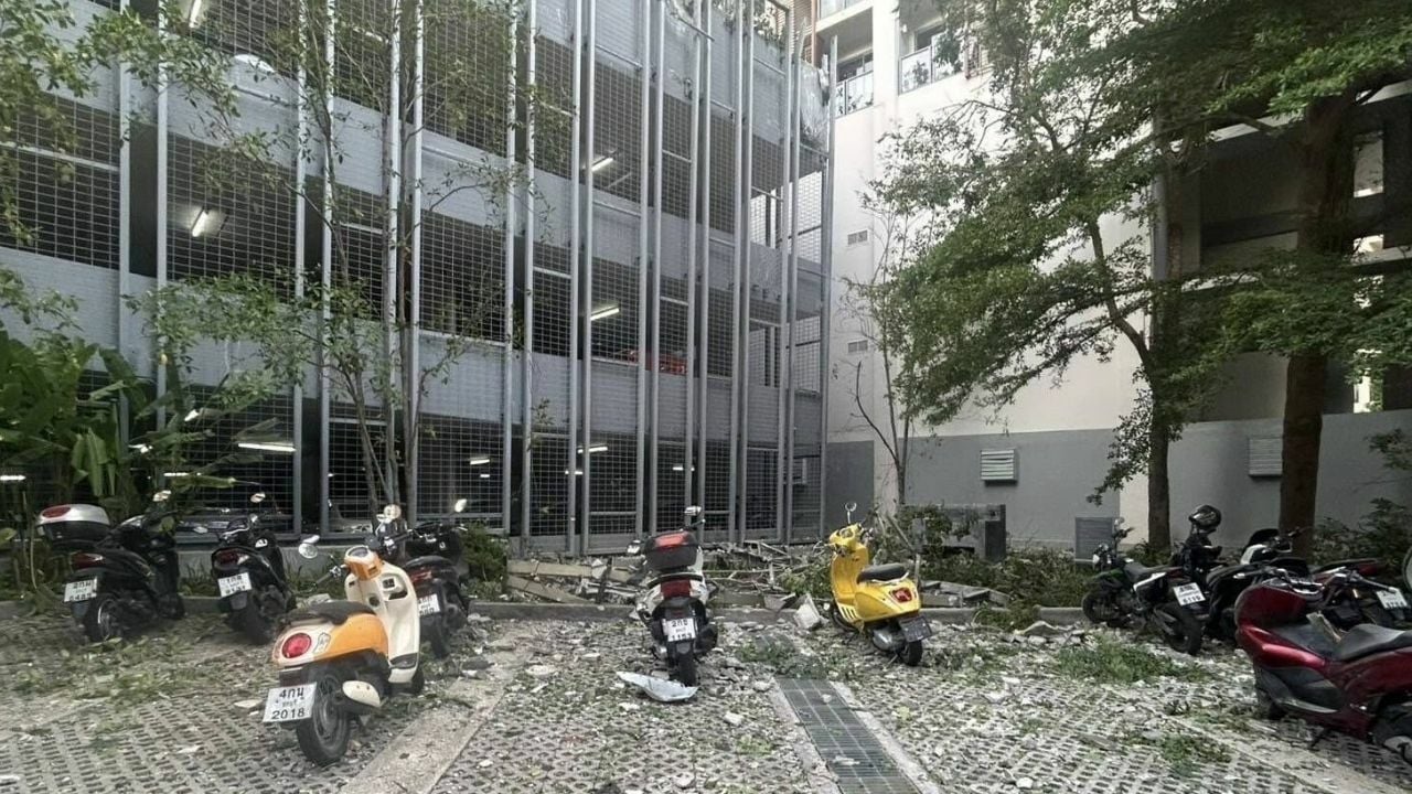 Concrete panels collapse on Australian man