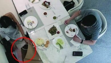 Foreign restaurateurs accused of stealing menu from Bangkok eatery