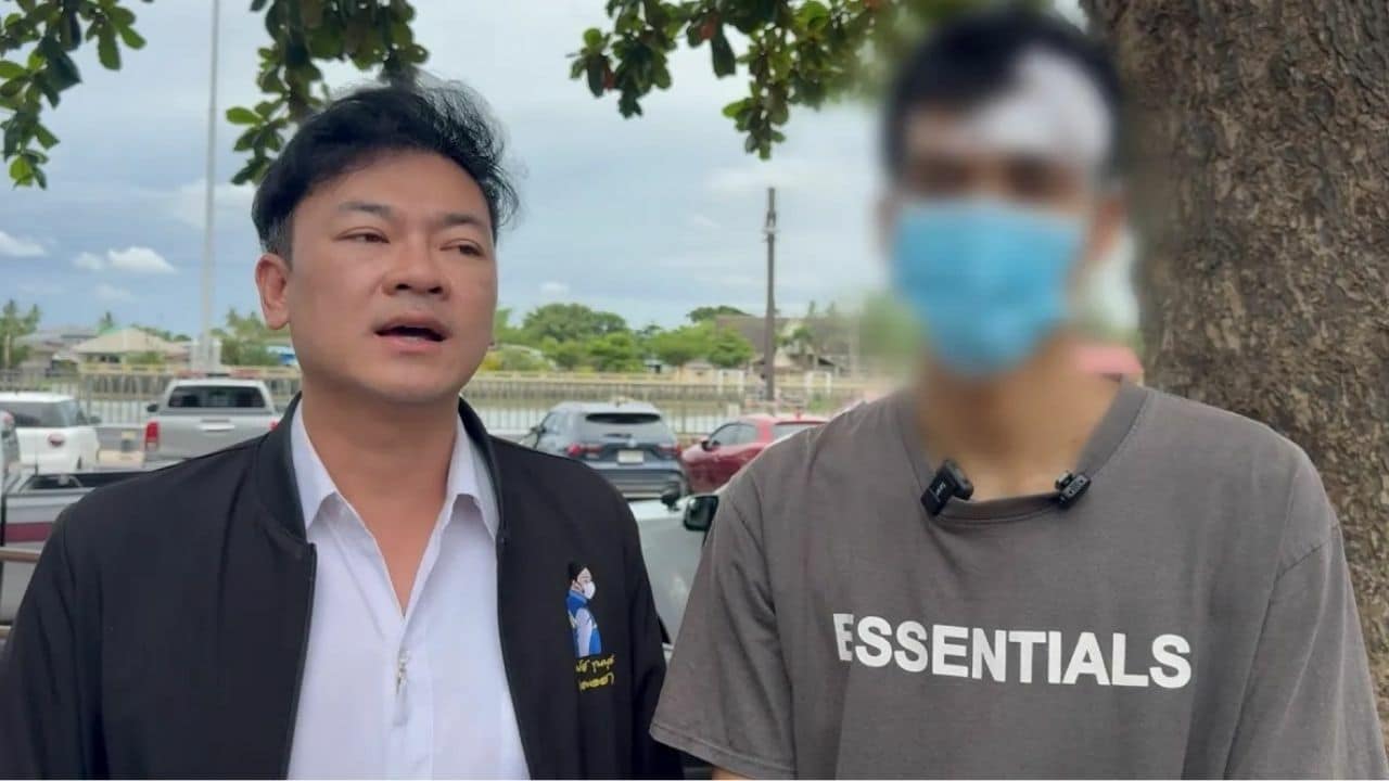 Thai delivery worker stabbed in payment dispute with clients
