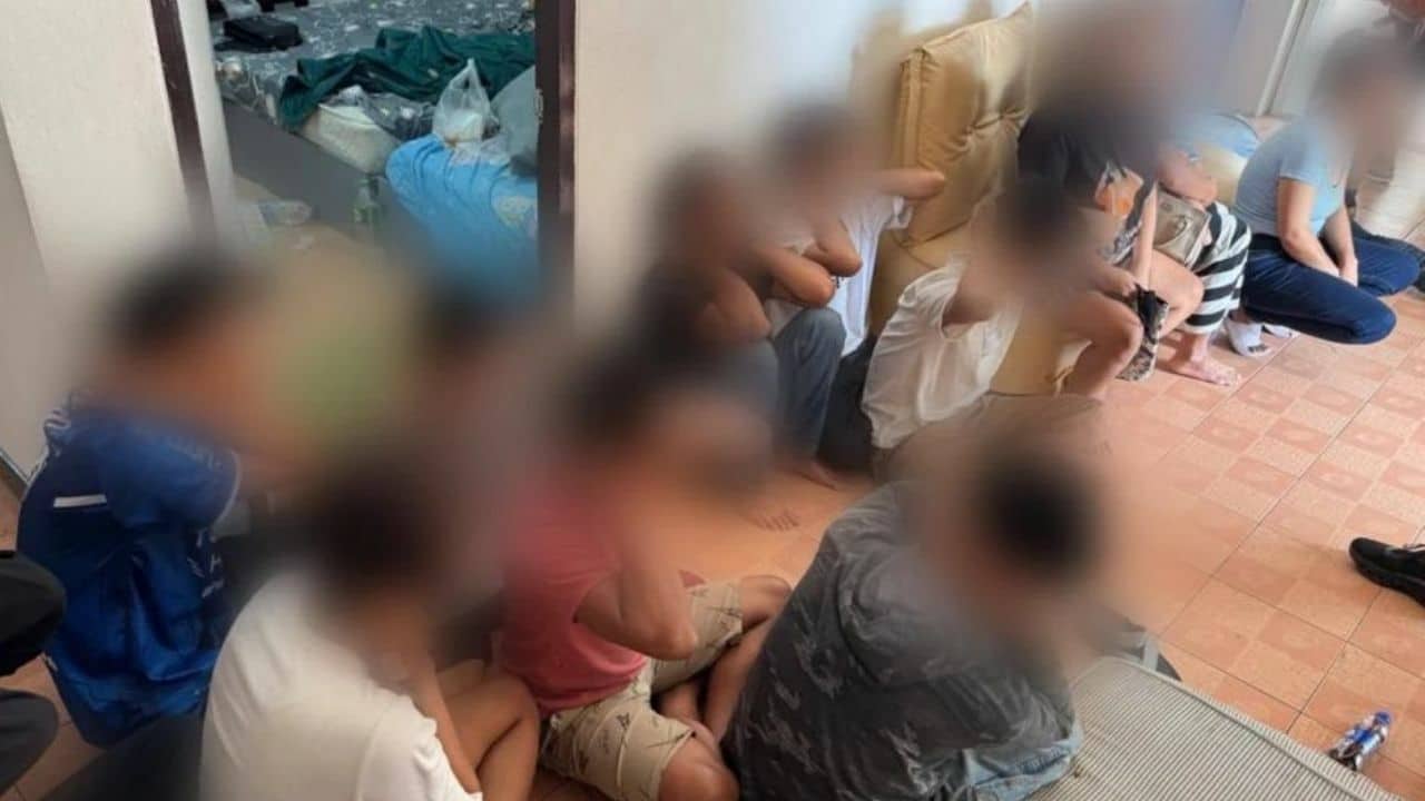 Money laundering gang links to scam gang