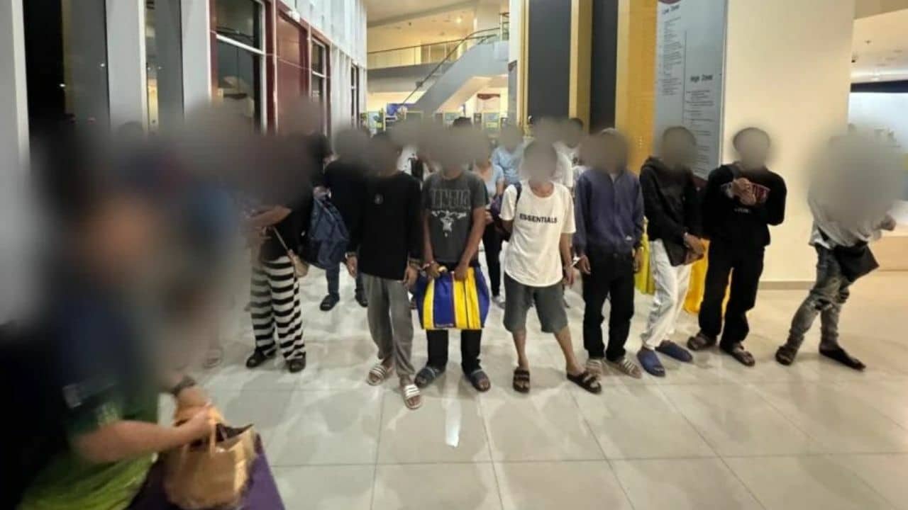 31 Thai and Chinese suspects arrested in Rayong for money laundering