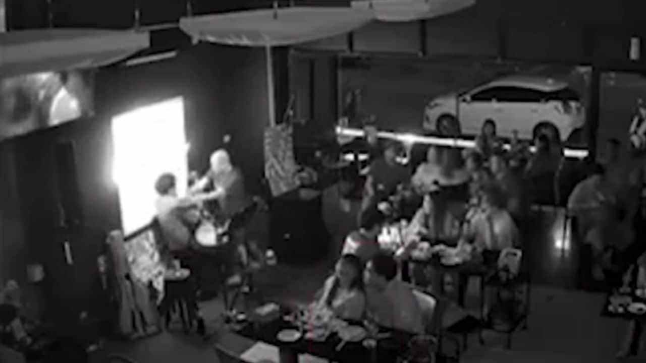 Thai man attacks bar singer