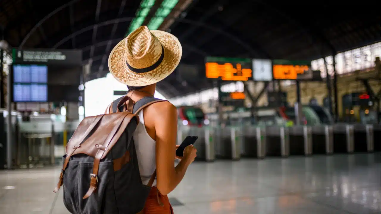Long-term travellers are at higher risk