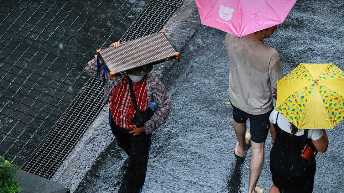 Thailand faces heavy deluge as rain batters 39 provinces | News by Thaiger