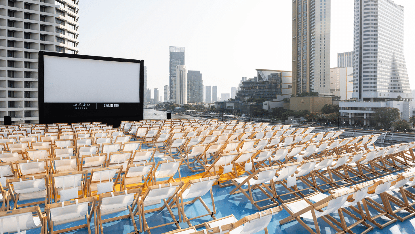 Catch cult classics like Casablanca and (500) Days of Summer at River City Bangkok this weekend