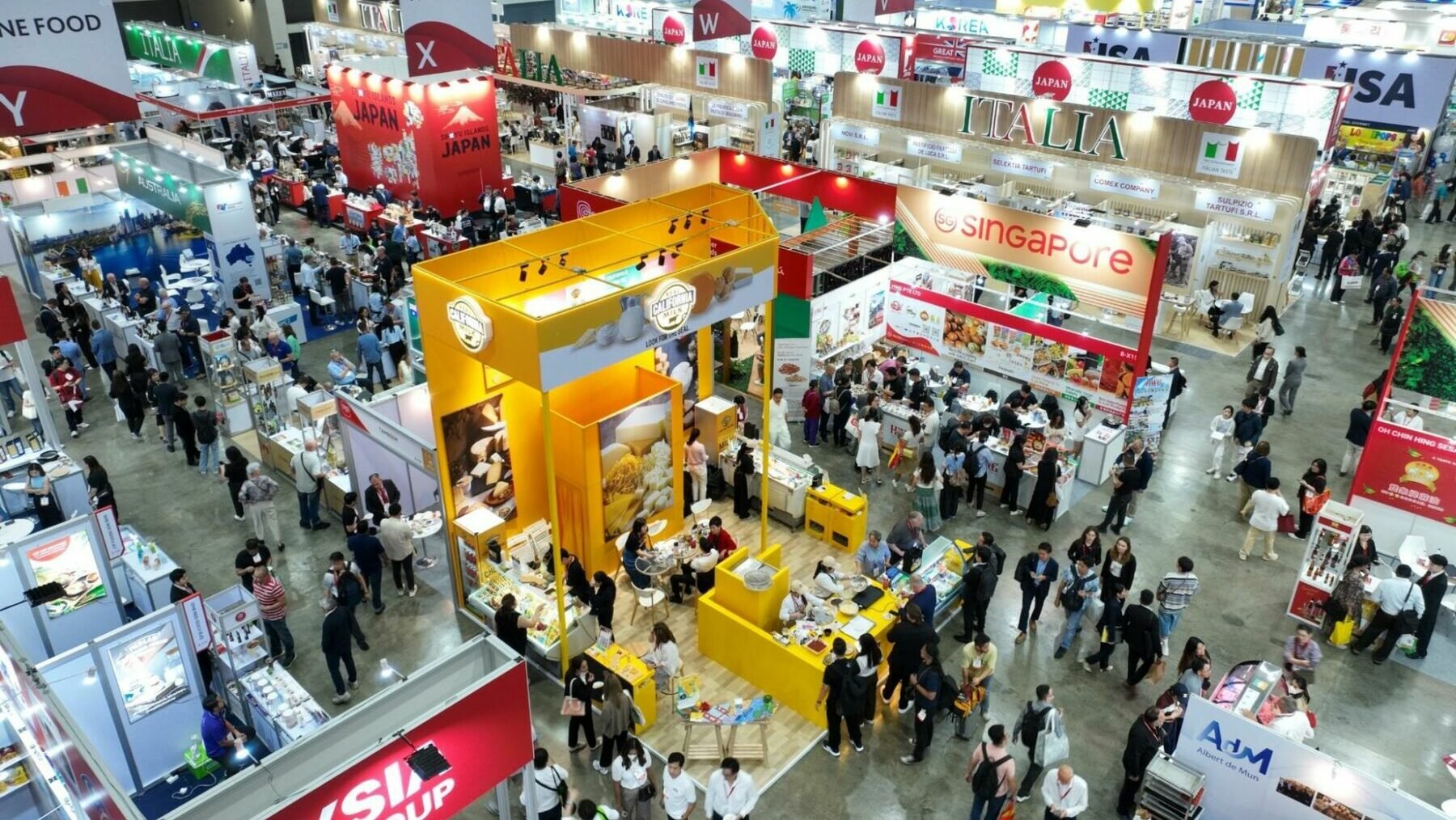 Attendees crowd the booths at THAIFEX - Anuga Asia 2025