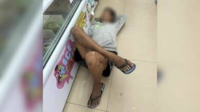 Thai cops buy bus ticket for broke Pattaya man