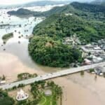 SSO approves 900 baht refund for flood-hit Thai provinces | Thaiger