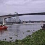 Blaze at Bangkok luxury resort pier torches two boats (video)