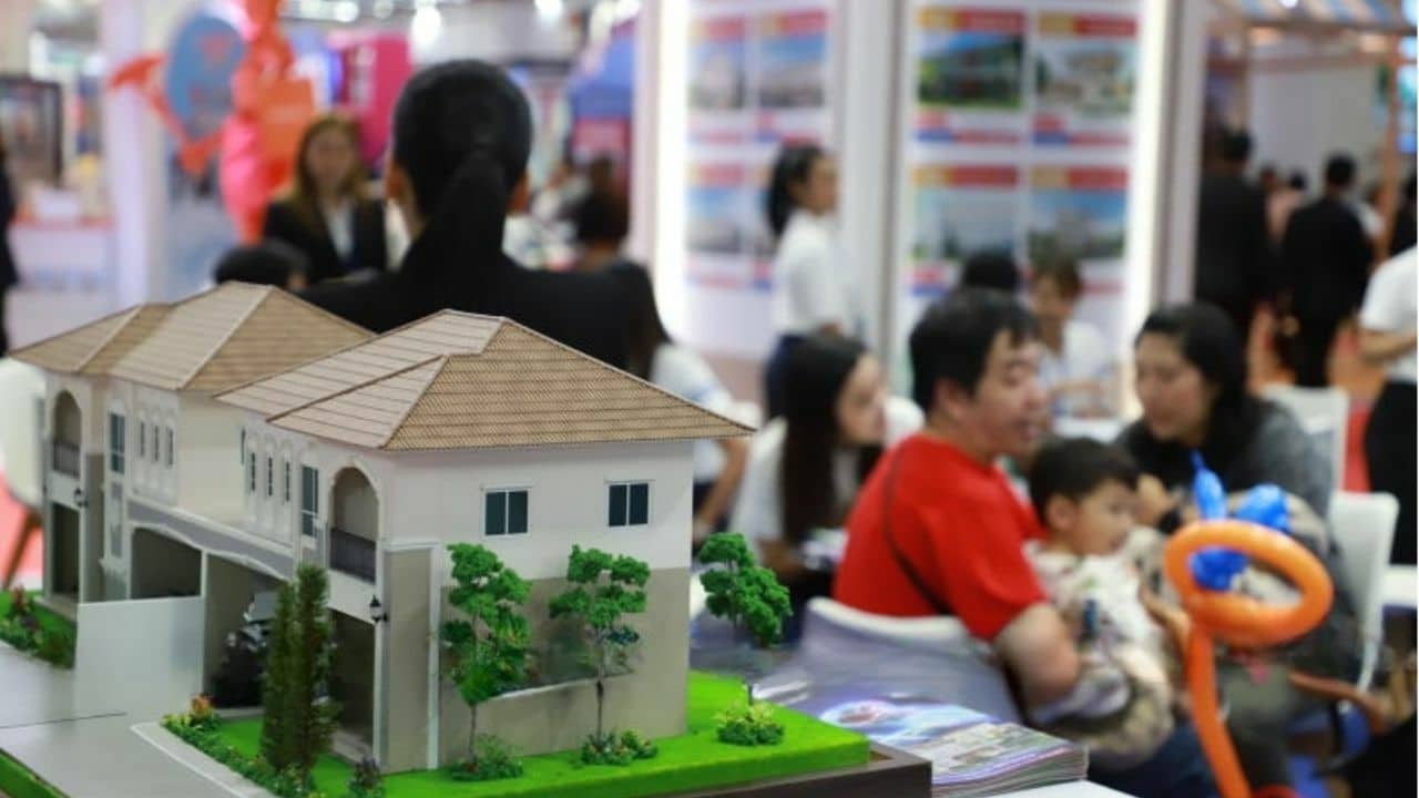 Thai business closures rise 8.3% amid economic concerns