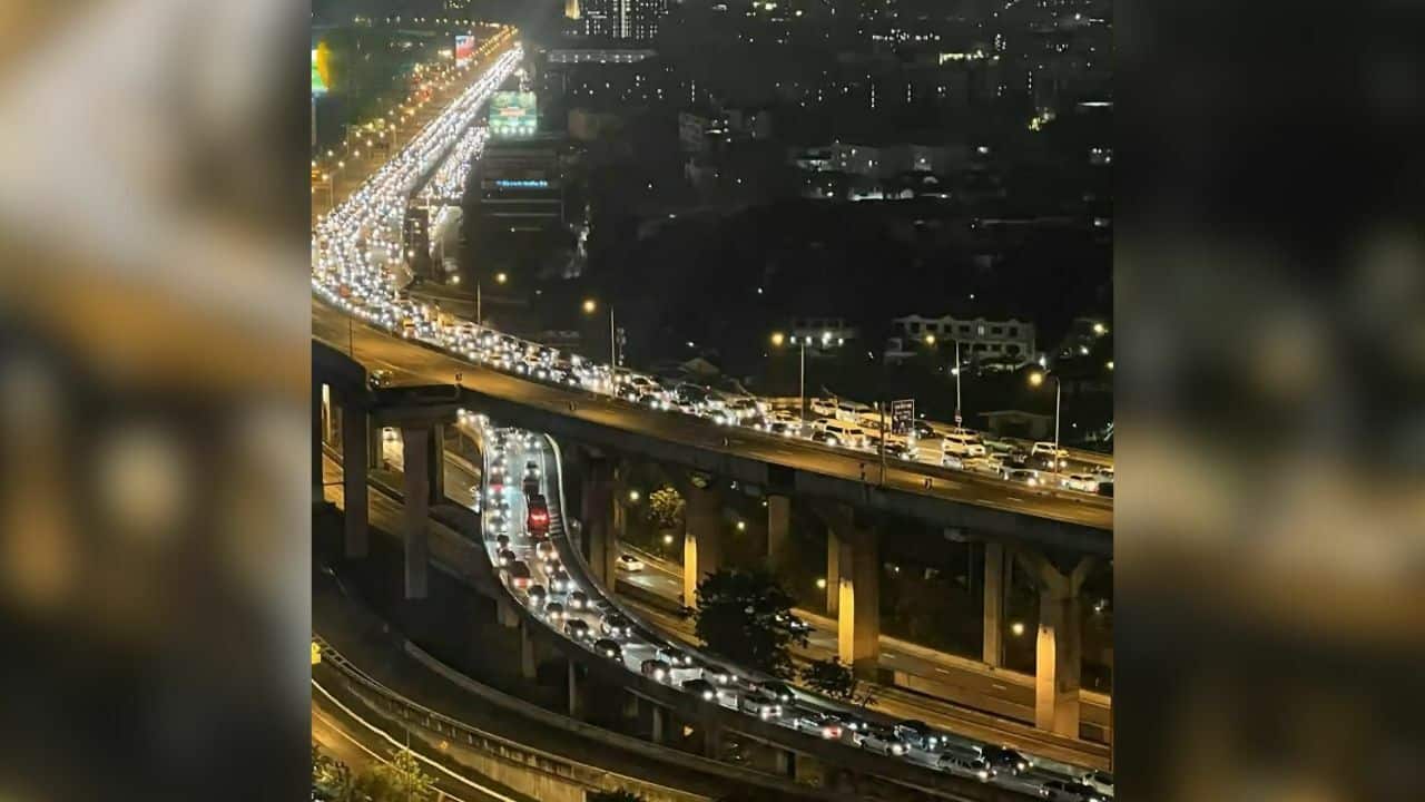 Bangkok’s Bang Na gridlocked by floods and traffic (video)